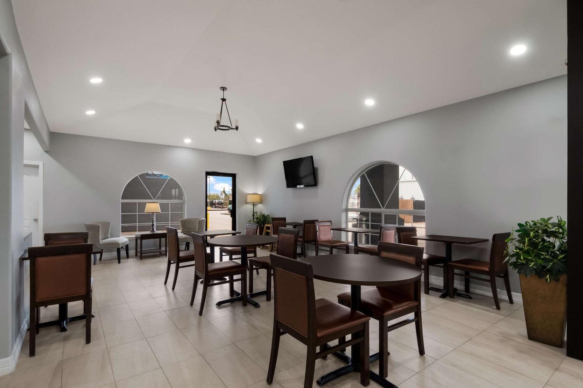 Rodeway Inn & Suites Corpus Christi Exteriör bild