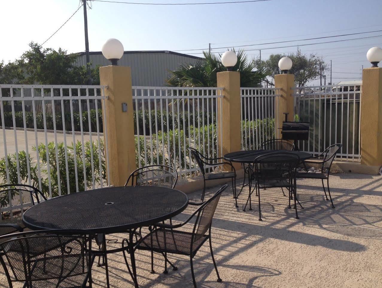 Rodeway Inn & Suites Corpus Christi Exteriör bild